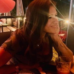 Meet your Posher, Angela